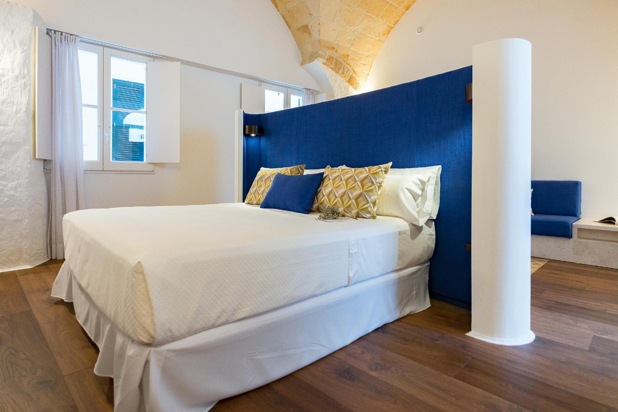 Divina Suites Hotel Boutique - Adults Only Ciutadella  Extérieur photo