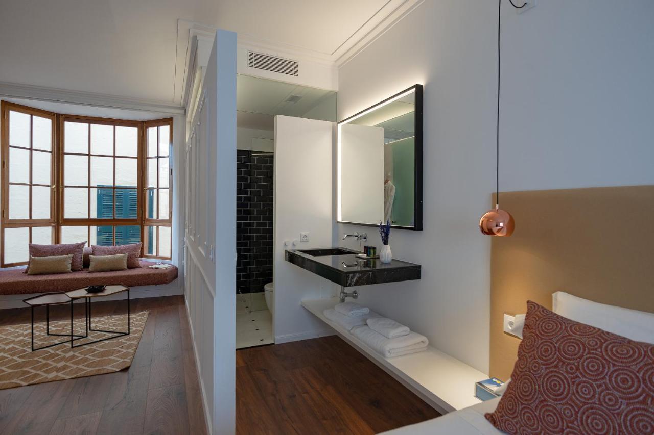 Divina Suites Hotel Boutique - Adults Only Ciutadella  Extérieur photo